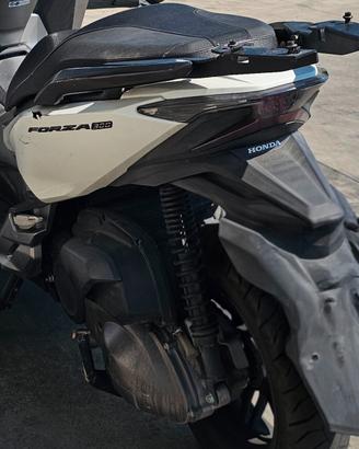 Motore honda forza 300 20.000km anno 2021