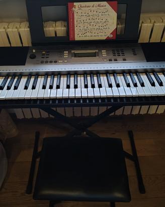 Tastiera Yamaha PSR e 353