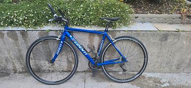 bicicletta da strada 