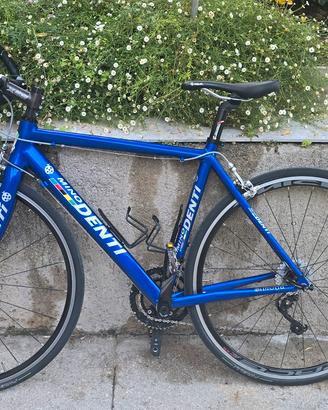 bicicletta da strada 