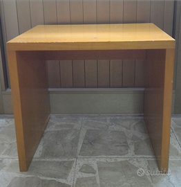 Tavolino (Legno robusto)