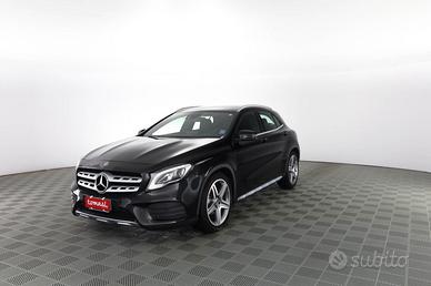 MERCEDES-BENZ CLA sse GLA GLA 180 Premium