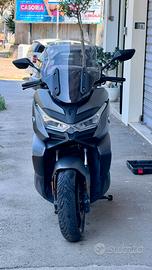 VOGE SR4 Max -Scooter - maxi Scooter
