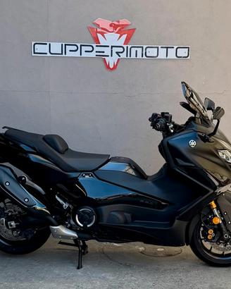Yamaha TMAX 560 TECH
