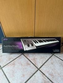Tastiera M-AUDIO MIDI Key studio