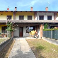 VILLA A SCHIERA A CUMIANA