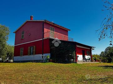 VILLA SINGOLA A ANGUILLARA SABAZIA