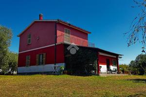 VILLA SINGOLA A ANGUILLARA SABAZIA