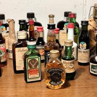 LOTTO n.26 pezzi Bottigliette 