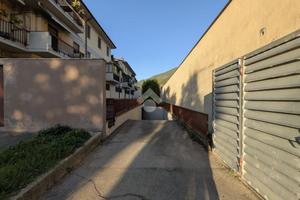 MAGAZZINO A PRATO