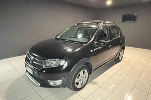 DACIA SANDERO DEL 2016 EURO 6B CAMBIO AUTOMATICO
