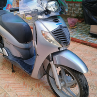 Honda sh 150 leggi