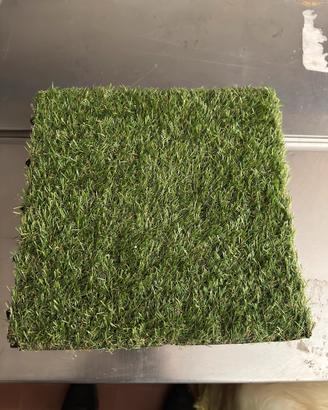 Piastrelle Erba Sintetica a Incastro 30x30 – 9 m²