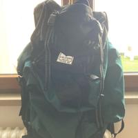 Zaino montagna Invicta con retina traspirante