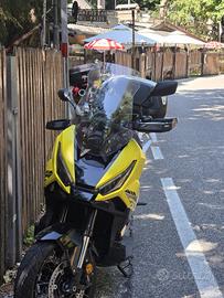 Honda X-adv 750