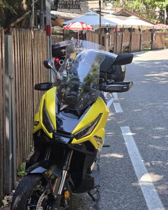 Honda X-adv 750