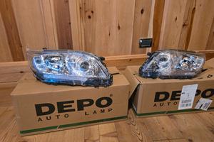 Fari anteriori nuovi Toyota RAV4 2010 (2005–2016)