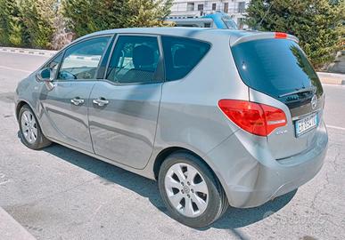 Opel Meriva II 2010 1.3 cdti Cosmo