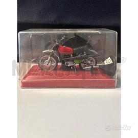 MODELLINO MOTO MOTOCROSS MONTESA NACORAL