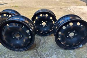 Cerchi R15 Vollswagen Polo V Originali in Ferro