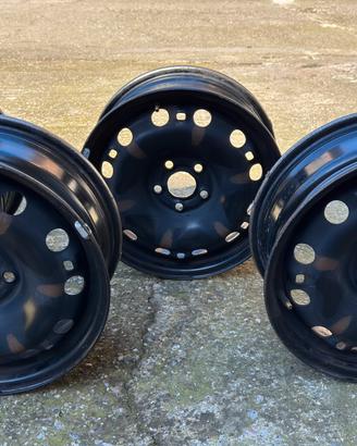 Cerchi R15 Vollswagen Polo V Originali in Ferro