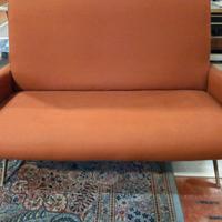 Divanetto +2 poltrone 