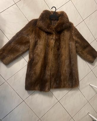 Pellicia vintage marrone , pesante classico