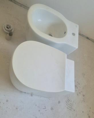 coppia sanitari nuovi