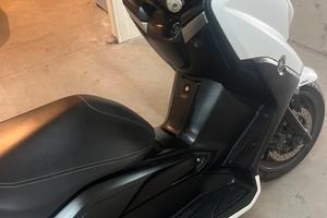 Yamaha XMax 400 del 2016