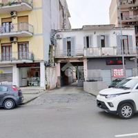 3 LOCALI A POMIGLIANO D'ARCO