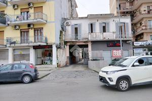 3 LOCALI A POMIGLIANO D'ARCO