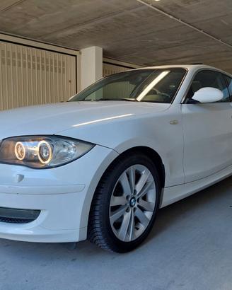 BMW Serie 1 E81 120d 177CV EU5 Futura 3 porte