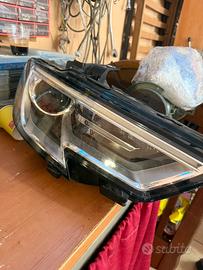 Faro sinistro audi a3 8v