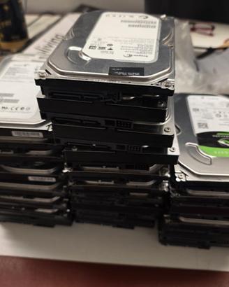 Lotto 24 HDD 3,5 6 da 1tB e 18 da 500Gb