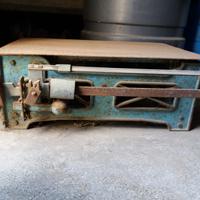 Bilancia bascula antica