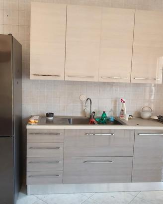 Cucina Mondo Convenienza Seventy tortora/crema