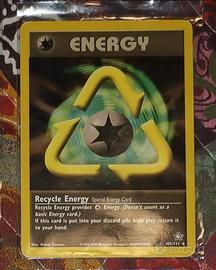 Carta Pokemon rara energia riciclo 105/111