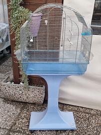 gabbia con piedistallo