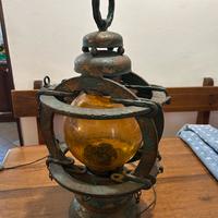 Lampada artigianale vintage in ferro