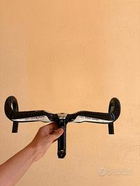 Manubrio bici da corsa  in carbonio