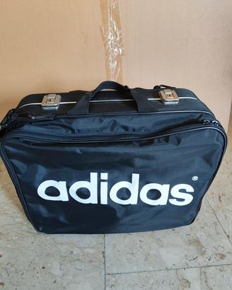 Valigetta Adidas anni 80