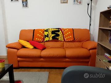 2 Divani a 3 posti
