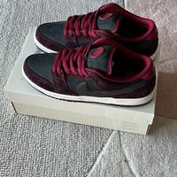 Dunk SB “Riot Skateshop"