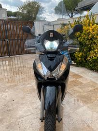 Honda sh 300