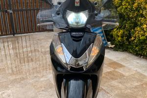 Honda sh 300