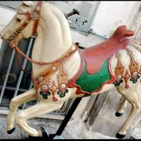 Cavallo da giostra d'epoca