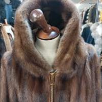 pelliccia di visone con cappuccio Demi buff 