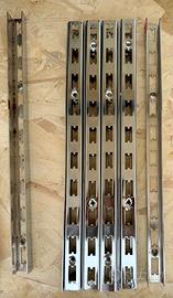 Staffe in metallo cromato per mensole