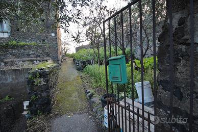 Incantevole Casale del '900 pressi Novaluce