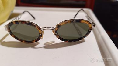 Occhiali da sole vintage Moschino 